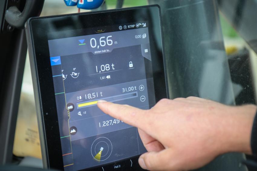 Volvo Dig Assist_490