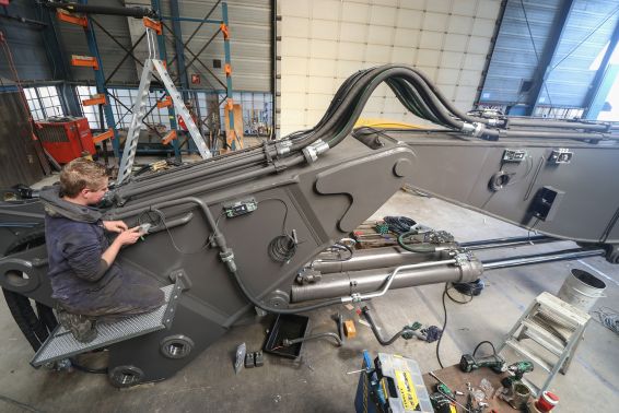 Lek Sloopwerken uit Woerden en Beco uit Vianen