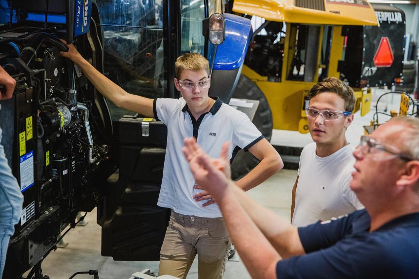 SOMA-college - opleiding-monteur-mobiele-werktuigen