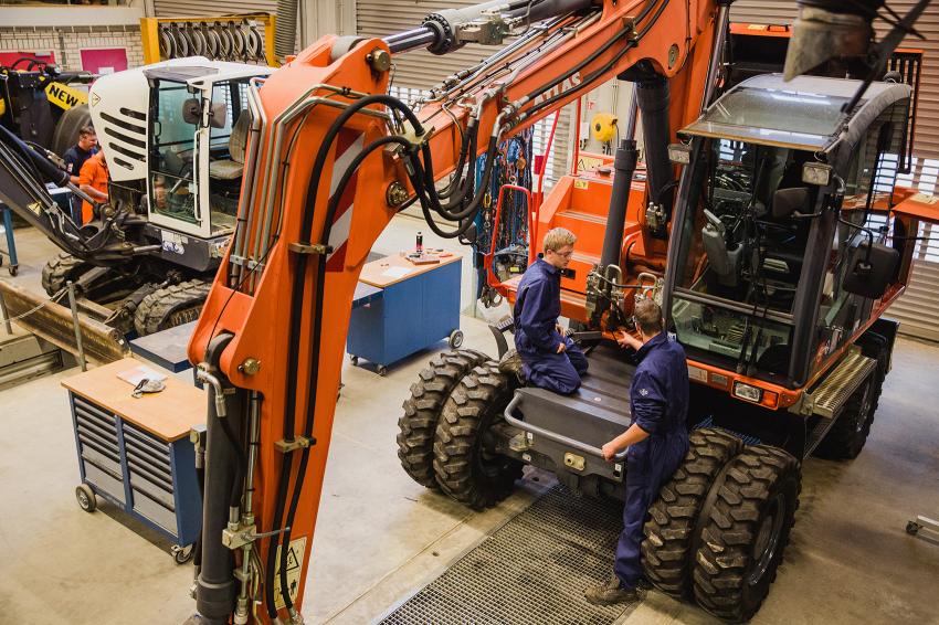 SOMA-college - Opleiding-monteur-mobiele-werktuigen